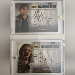 Walking dead autograph cards